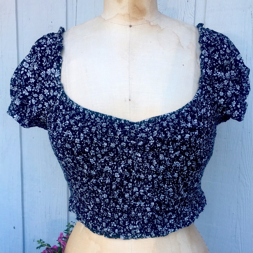 Hollister Smocked crop top
